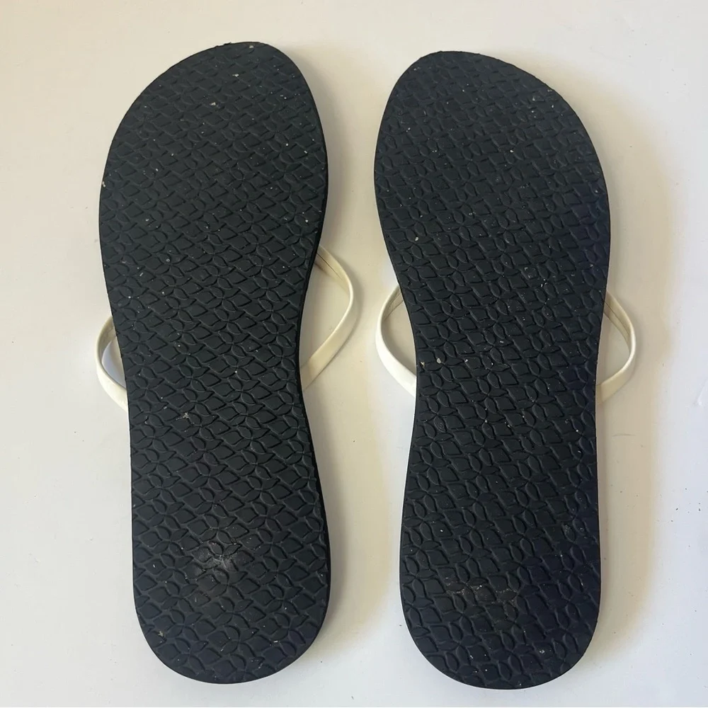 Reef‎ Black and White Flip Flops Sandals Women's 11